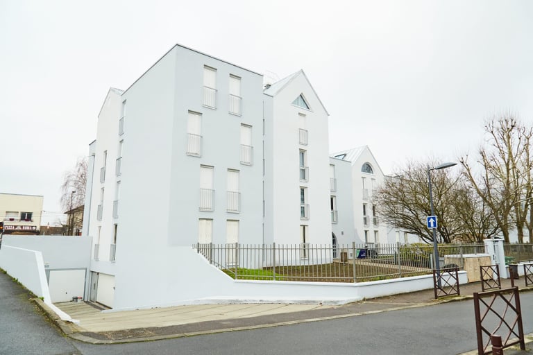 Ravalement et rénovation de façades - Résidence contemporaine - SOGED