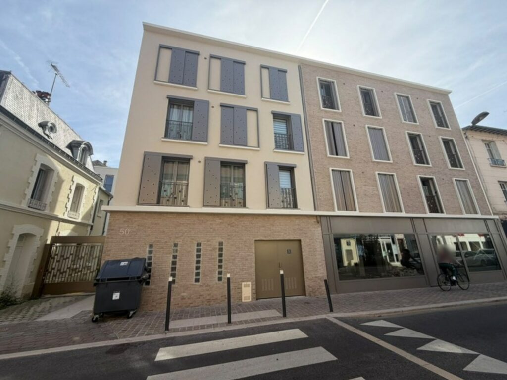 Immeuble neuf de 22 logements collectifs à Conflans-Sainte-Honorine, chantier SOGED