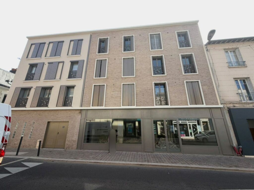 Immeuble neuf de 22 logements collectifs à Conflans-Sainte-Honorine, chantier SOGED